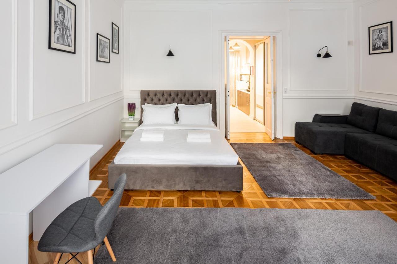 Alfa Apartments Grushevskoho 7 Lviv Eksteriør billede