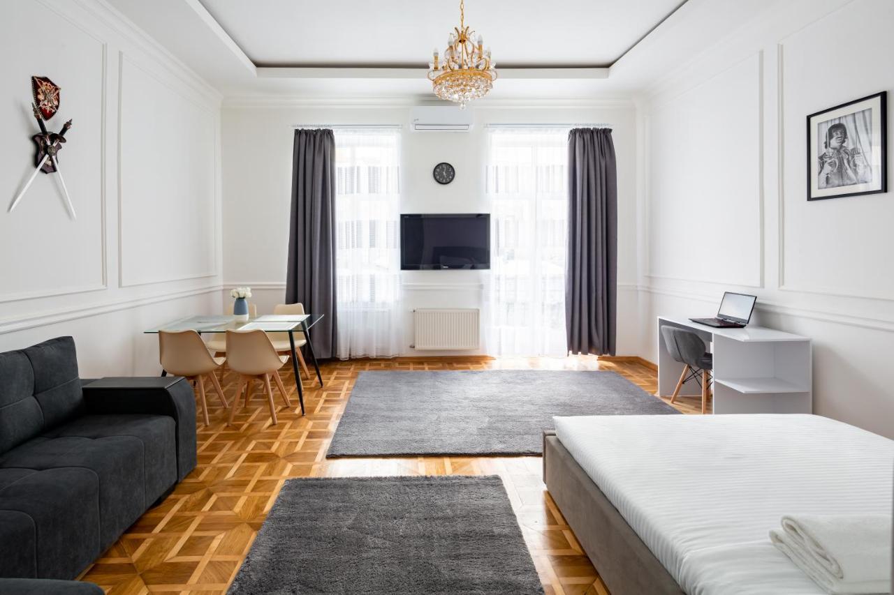 Alfa Apartments Grushevskoho 7 Lviv Eksteriør billede